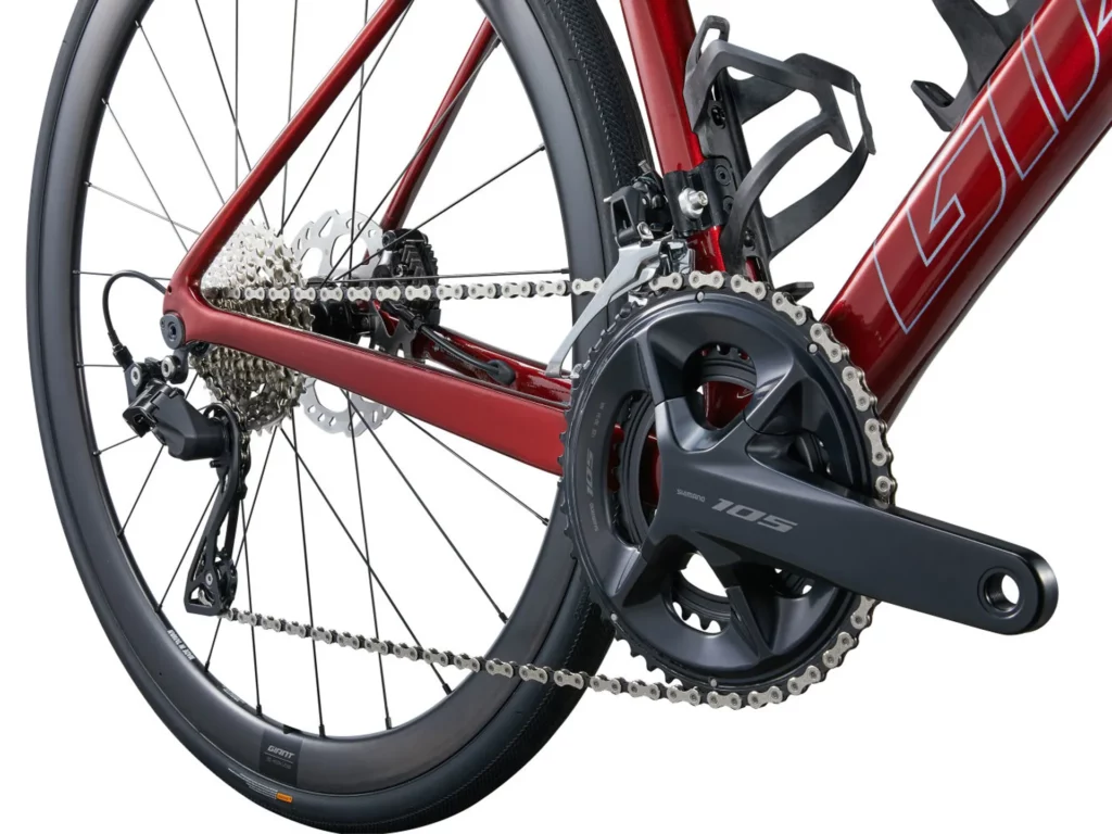 Giant Defy Advanced Pro 2 Road Bike in Carbon/Sangria