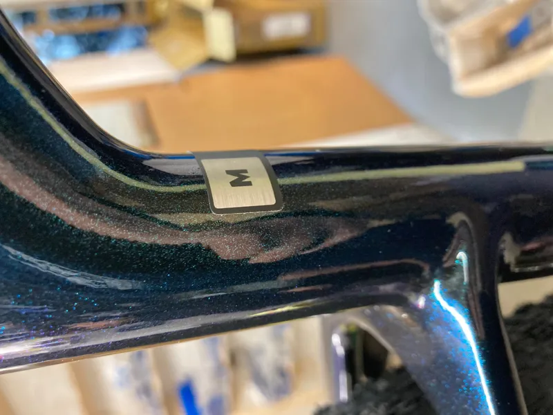 Revolt Advanced 2 Starry Night Medium - Cosmetic Damage-6