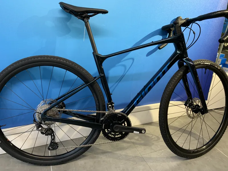 Revolt Advanced 2 Starry Night Medium - Cosmetic Damage-1