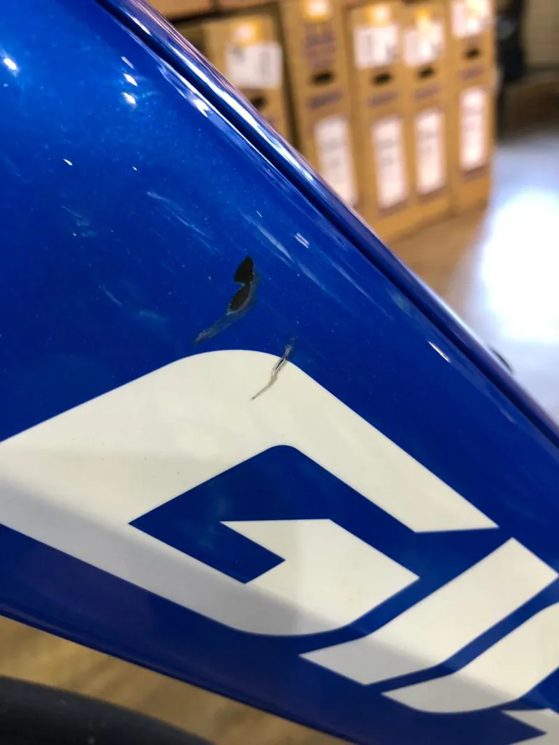 Cosmetic Damage Road E+ 1 PRO M