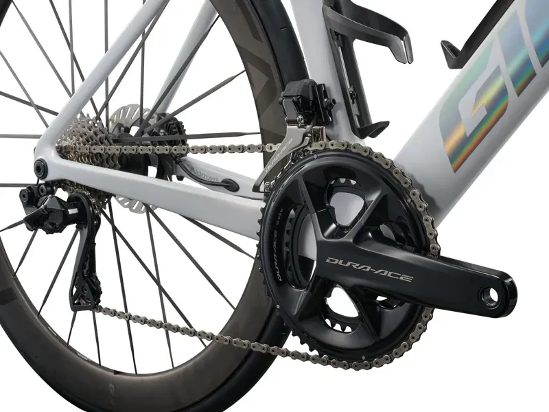 Giant Propel Advanced SL 0-DA Road Racing Bike in Prism Pearl-3