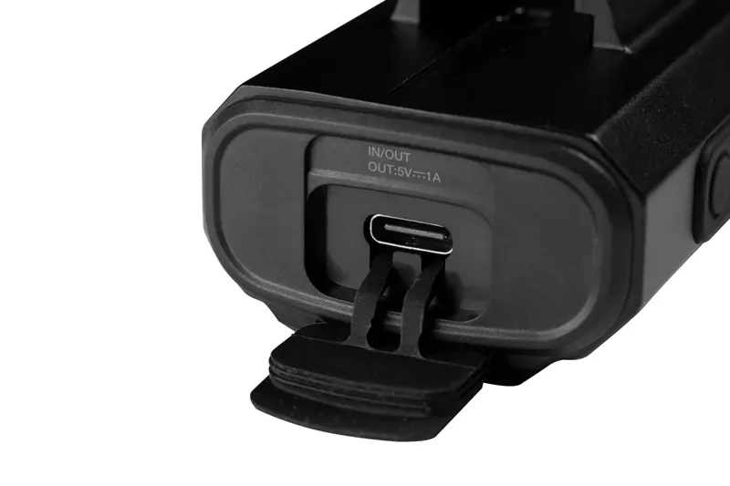 Giant Recon+ HL 1400 Front Light in Black-5