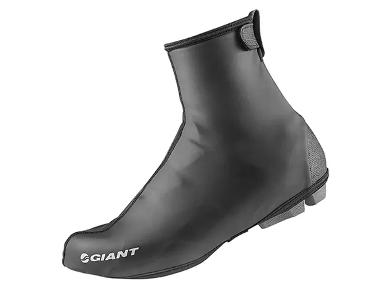 2018 Giant Winter Fleece Shoe Covers in Black