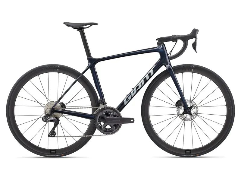 2023 Giant TCR Advanced Pro 0 Disc-Di2 Road Bike in Cold Night