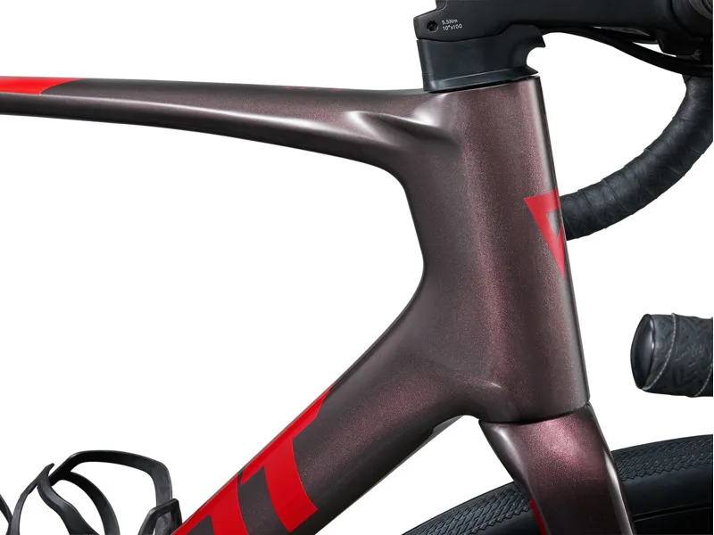 2024 Giant Defy Advanced 2 Road Bike in Tiger Red-2