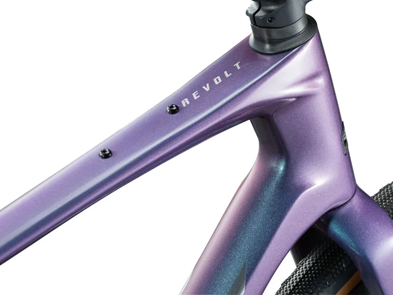 2024 Giant Revolt Advanced Pro 1 Gravel Bike In Blue Dragonfly-4