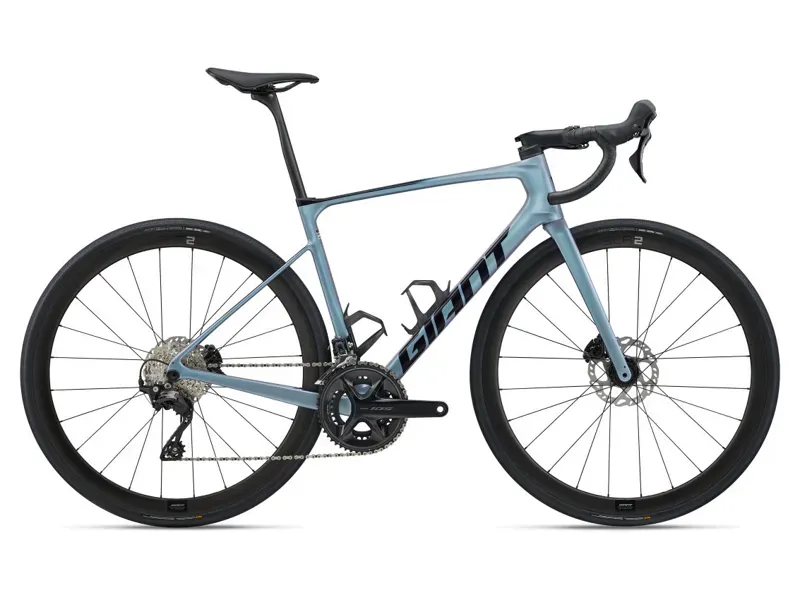 2025 Giant Defy Advanced Pro 2 Road Bike In Gloss Prismatic Haze