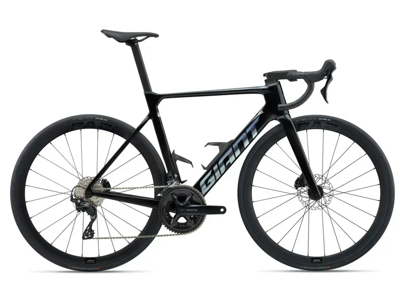 2025 Giant Propel Advanced 2 Road Bike In Gloss Carbon Smoke