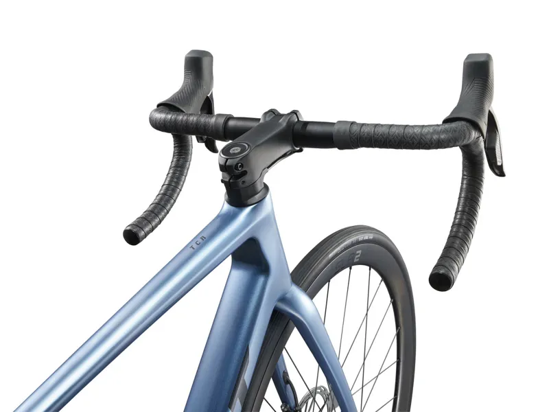 2025 Giant TCR Advanced 0-AXS Road Bike In Gloss Frost Silver/Cold Iron-5