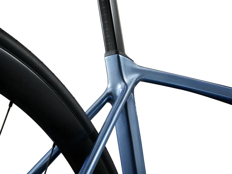 2025 Giant TCR Advanced 0-AXS Road Bike In Gloss Frost Silver/Cold Iron-2