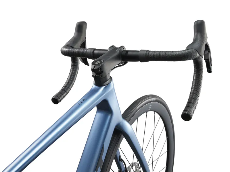 2025 Giant TCR Advanced 0 DI2 Road Bike In Gloss Frost Silver/Cold Iron-5