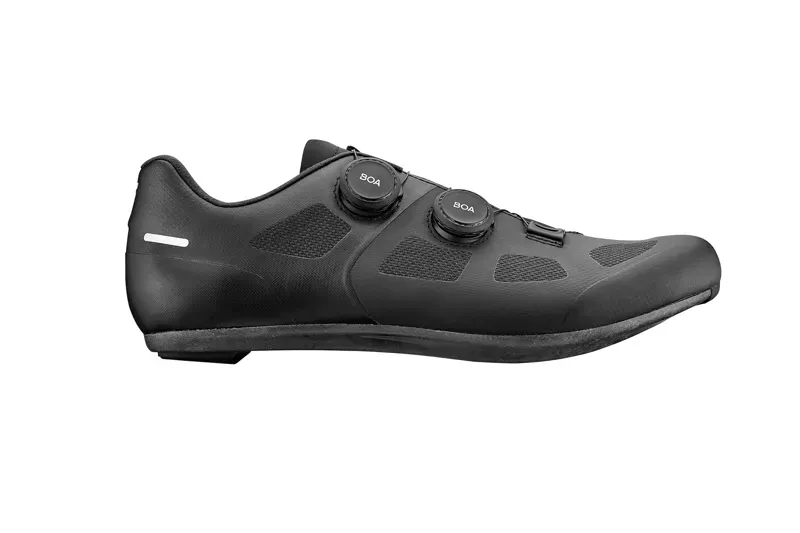 Giant Surge 1 Black 46