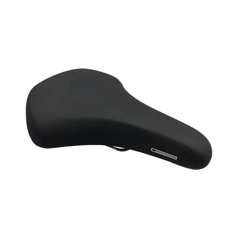 Madison Freewheel U300 202 mm x 268 mm Saddle in Black