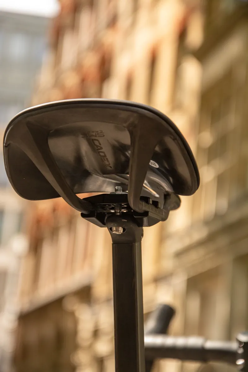 2025 Medium Ex Demo Giant TCR Advanced Pro 0 Di2 -8