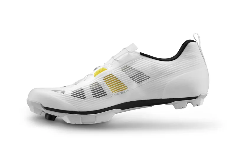 Giant Footwear Charge Pro White-1