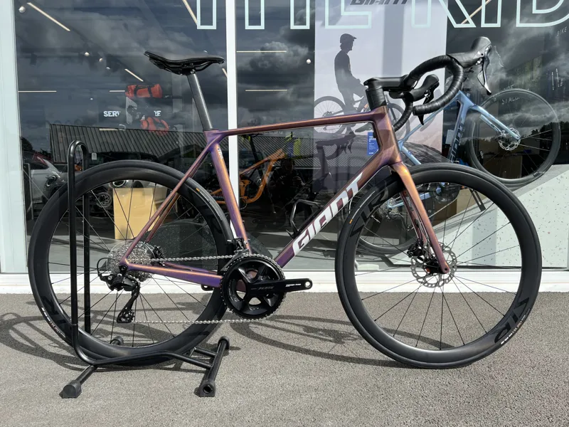 Ex-Demo TCR Advanced Pro 2 2025 Large-1