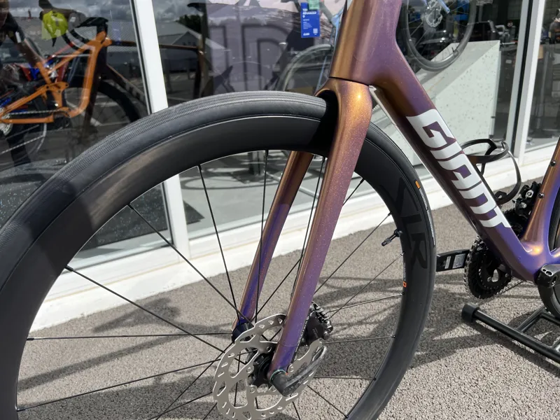 Ex-Demo TCR Advanced Pro 2 2025 Large-4