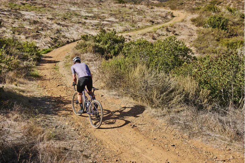 2024 Giant Revolt Advanced Pro 1 Gravel Bike In Blue Dragonfly-6