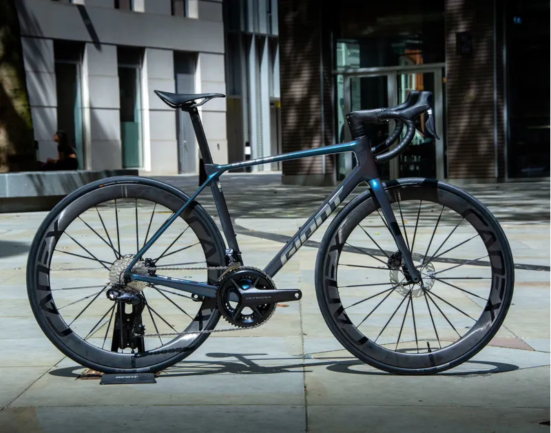 2025 Medium Ex Demo Giant TCR Advanced Pro 0 Di2 