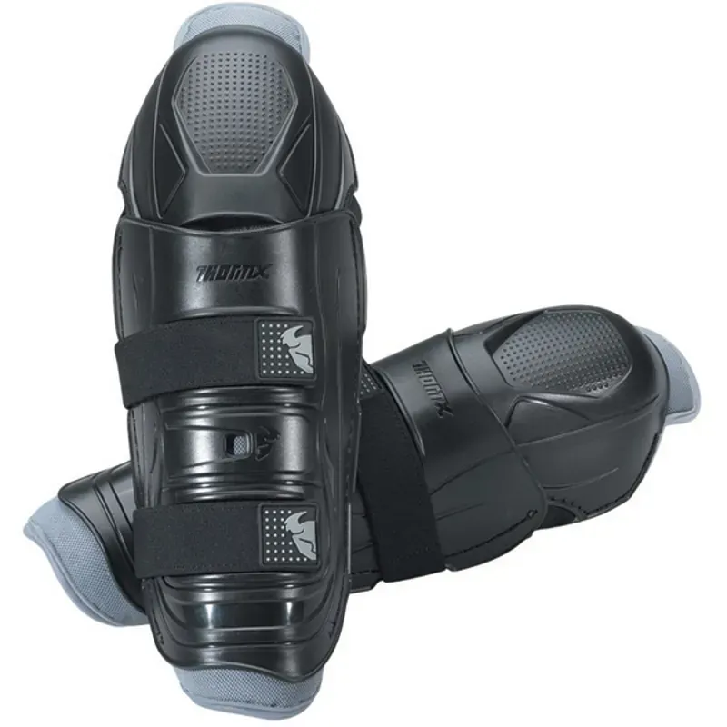 Thor Quadrant Youth Knee Guards in Black